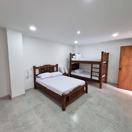 Hotel Antonella Plaza Pinchote Zewnętrze zdjęcie