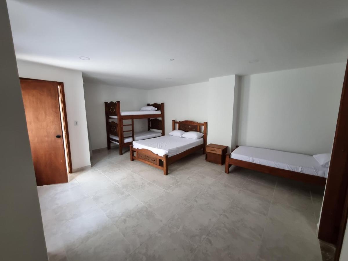 Hotel Antonella Plaza Pinchote Zewnętrze zdjęcie