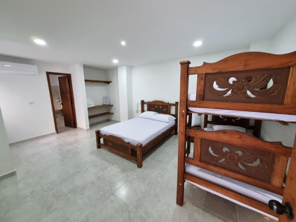 Hotel Antonella Plaza Pinchote Zewnętrze zdjęcie